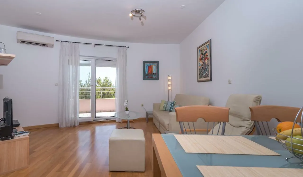 Apartment Sea View Trogir 0*,