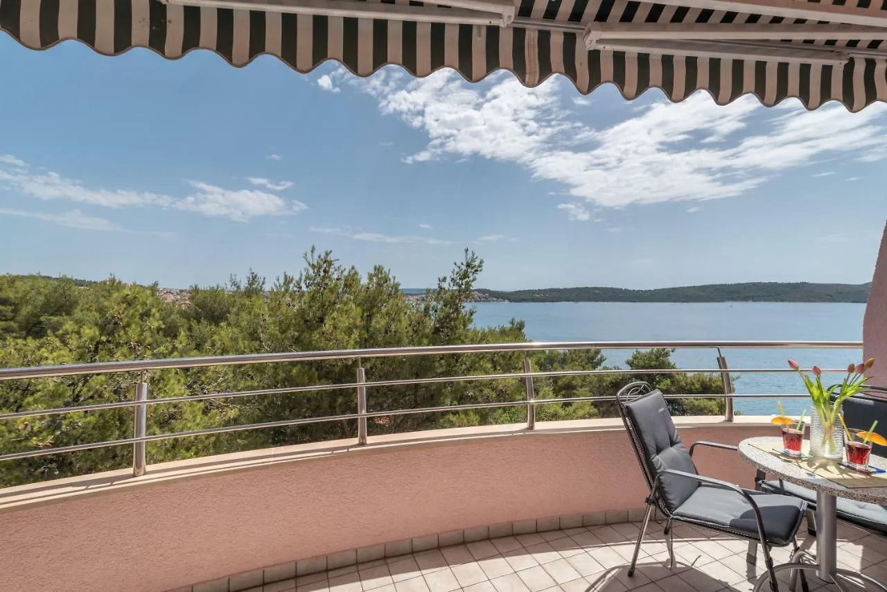 Apartment Sea View Trogir